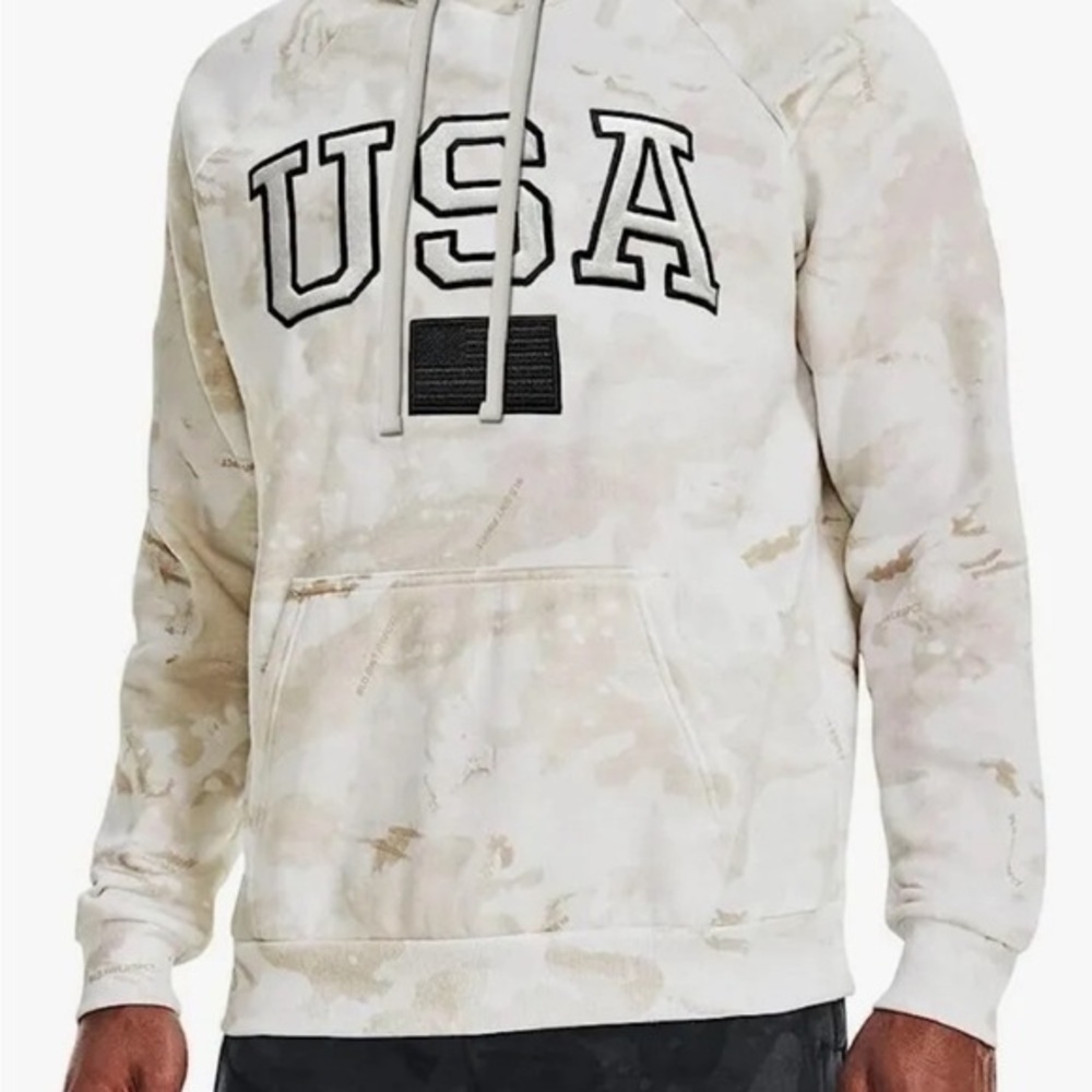 Under Armour Project Rock Veterans Day Camo Hoodie Mens XL 1370971 100 White L